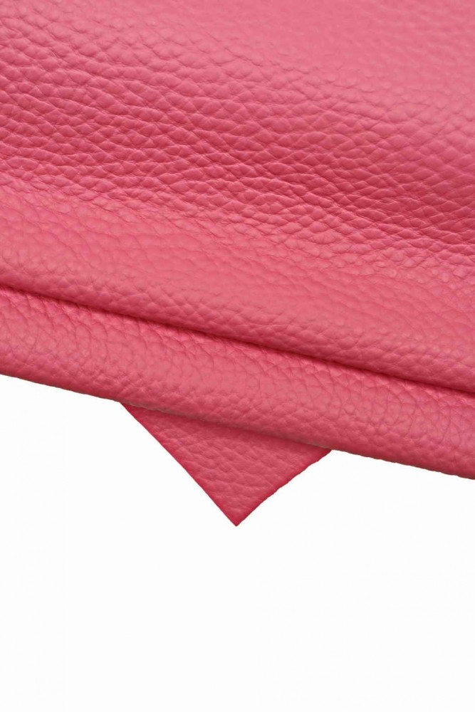 Pellame rosa/fuxia tinta unita stampato, vitello con GRANA DOLLARO grande, pelle gialla morbida sportiva 1.6 - 1.7 mm