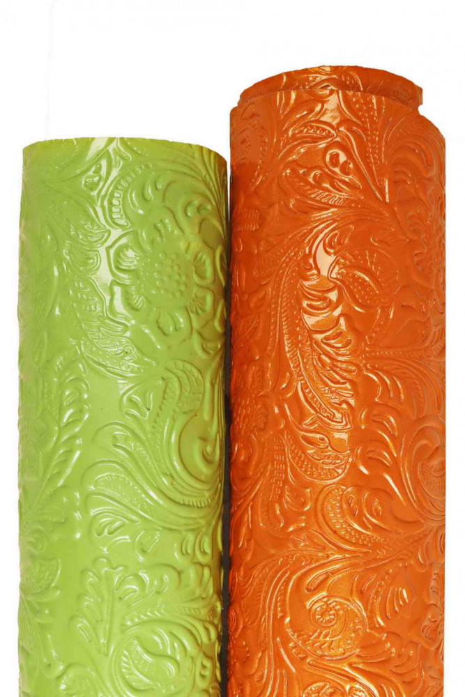 Pelle di VERNICE stampa floreale verde arancio, pellame lucido stampato in rilievo, vitello motivo fiori