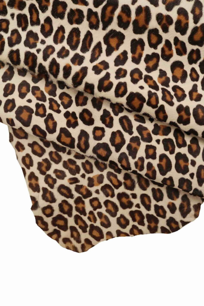 Pelle CAVALLINO LEOPARDATO, vitello effetto pony stampa ghepardo su base bianco, pellame animalier con pelo, morbido B17008-CV