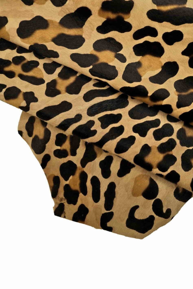 LEOPARD printed HAIR on leather hide, beige cheetah pattern on soft pony calfskin, animal printed hairy cowhide B17009-CV